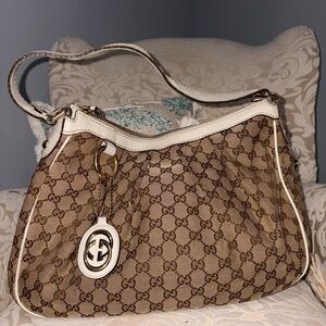 Gucci Shoulder Bag
